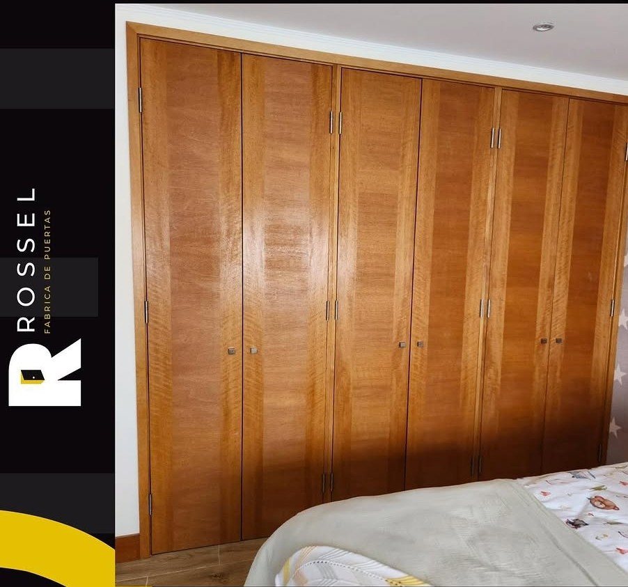 Puertas de clóset enchapadas en mara